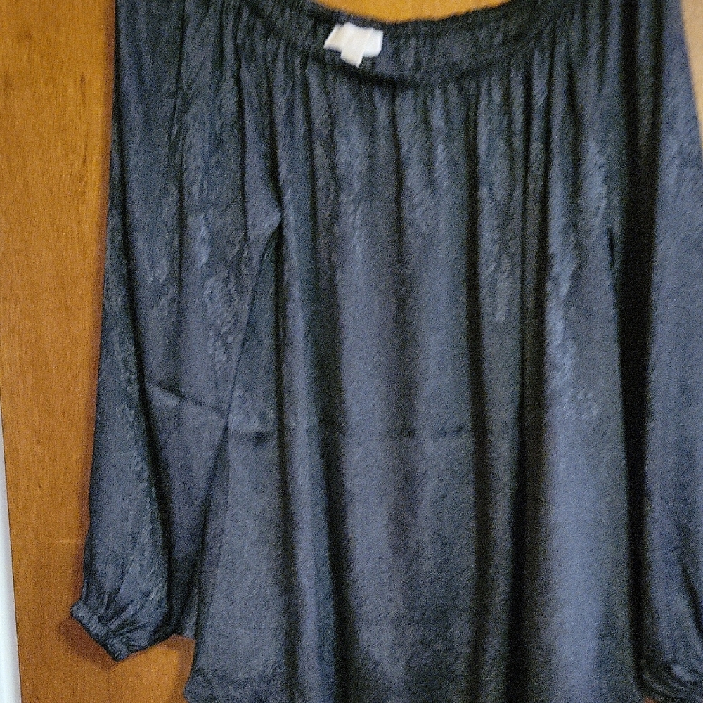 Blouse With Long Sleeves